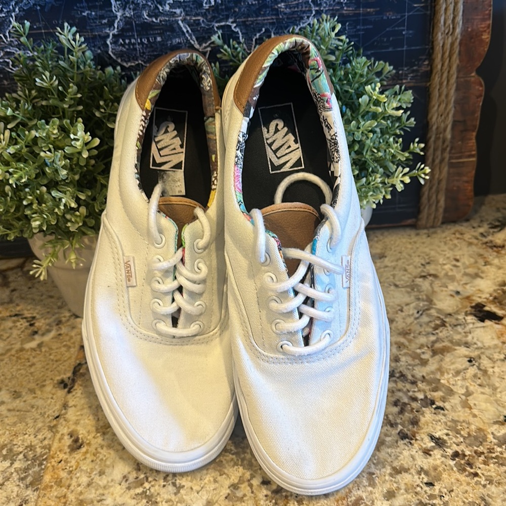 Men’s Vans! Great condition